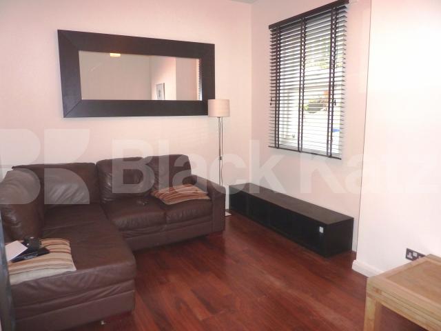 			MUST SEE!!, 1 Bedroom, 1 bath, 1 reception Flat			 Pembridge Gardens, NOTTING HILL